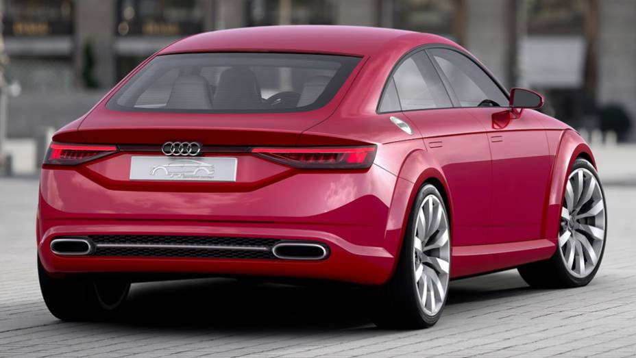 Quanto &agrave; motoriza&ccedil;&atilde;o, o carro-conceito tem bloco 2.0 TFSI, oferecendo 395 cavalos de pot&ecirc;ncia e 45,89 kgfm de torque | <a href="https://preprod.quatrorodas.abril.com.br/noticias/saloes/paris-2014/audi-apresenta-tt-sportback-concept-803458.shtml" rel="migration">Leia mais</a>
