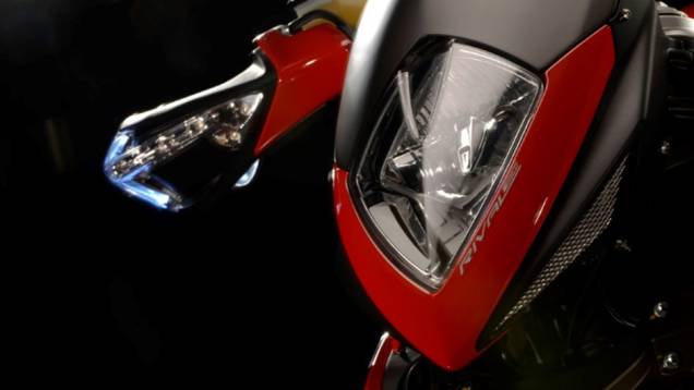 A naked será disponibilizada nas concessionárias do país por R$ 55,5 mil | <a href="https://preprod.quatrorodas.abril.com.br/moto/noticias/mv-agusta-rivale-800-chega-r-55-5-mil-805118.shtml" rel="migration">Leia mais</a> A naked será disponibilizada nas concessionárias do país por R$ 55,5 mil | <a href="https://preprod.quatrorodas.abril.com.br/moto/noticias/mv-agusta-rivale-800-chega-r-55-5-mil-805118.shtml" rel="migration">Leia mais</a>