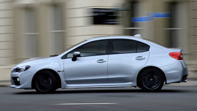 Carroceria mescla detalhes clássicos com alguns elementos esportivos | <a href="https://preprod.quatrorodas.abril.com.br/noticias/fabricantes/subaru-apresenta-wrx-salao-automovel-806204.shtml" rel="migration">Leia mais</a> Carroceria mescla detalhes clássicos com alguns elementos esportivos | <a href="https://preprod.quatrorodas.abril.com.br/noticias/fabricantes/subaru-apresenta-wrx-salao-automovel-806204.shtml" rel="migration">Leia mais</a>