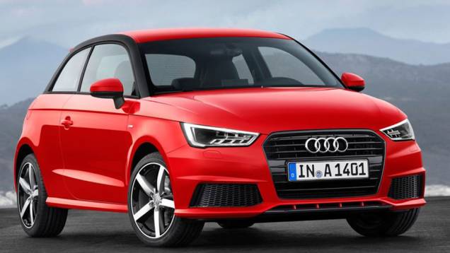 A Audi revelou o primeiro facelift do compacto A1 para a versão 2015, desde seu lançamento | <a href="https://preprod.quatrorodas.abril.com.br/noticias/fabricantes/audi-revela-facelift-a1-2015-813957.shtml" target="_blank" rel="migration">Leia mais</a> A Audi revelou o primeiro facelift do compacto A1 para a versão 2015, desde seu lançamento | <a href="https://preprod.quatrorodas.abril.com.br/noticias/fabricantes/audi-revela-facelift-a1-2015-813957.shtml" target="_blank" rel="migration">Leia mais</a>