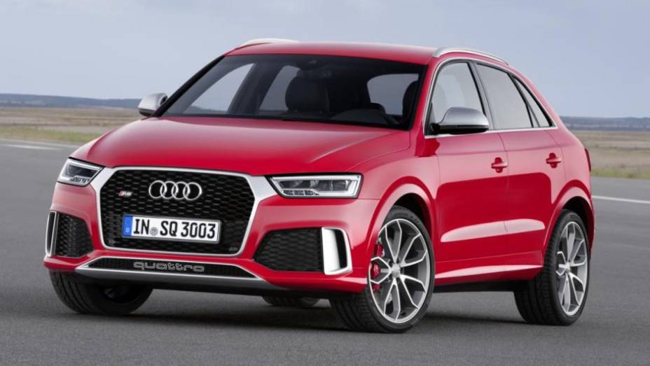 A Audi revelou o modelo 2015 do crossover Q3. A marca alem&atilde; promoveu um facelift relativamente discreto... | <a href="https://preprod.quatrorodas.abril.com.br/noticias/fabricantes/audi-apresenta-q3-2015-810386.shtml/" rel="migration">Leia Mais</a>