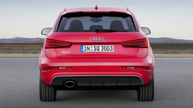Agora, estão disponíveis 340 cv e 45,9 mkgf. O bloco é atrelado à transmissão S tronic de sete marchas, com tração integral | <a href="https://preprod.quatrorodas.abril.com.br/noticias/fabricantes/audi-apresenta-q3-2015-810386.shtml/" rel="migration">Leia Mais</a> Agora, estão disponíveis 340 cv e 45,9 mkgf. O bloco é atrelado à transmissão S tronic de sete marchas, com tração integral | <a href="https://preprod.quatrorodas.abril.com.br/noticias/fabricantes/audi-apresenta-q3-2015-810386.shtml/" rel="migration">Leia Mais</a>