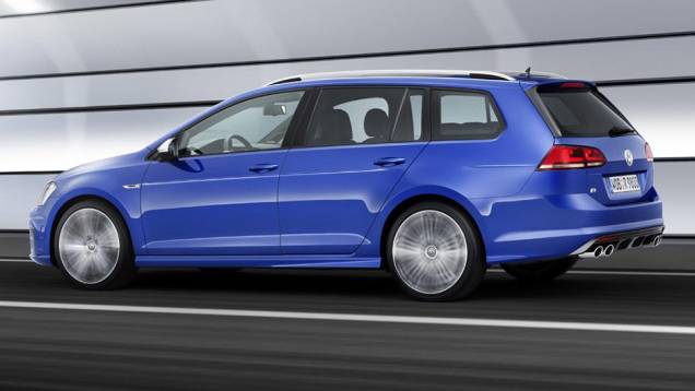 Como tal, a Variant vem equipada com motor 2.0 litros de quatro cilindros em linha turbo | <a href="https://preprod.quatrorodas.abril.com.br/noticias/saloes/losangeles-2014/volkswagen-lanca-golf-r-variant-salao-los-angeles-815737.shtml" rel="migration">Leia mais</a> Como tal, a Variant vem equipada com motor 2.0 litros de quatro cilindros em linha turbo | <a href="https://preprod.quatrorodas.abril.com.br/noticias/saloes/losangeles-2014/volkswagen-lanca-golf-r-variant-salao-los-angeles-815737.shtml" rel="migration">Leia mais</a>
