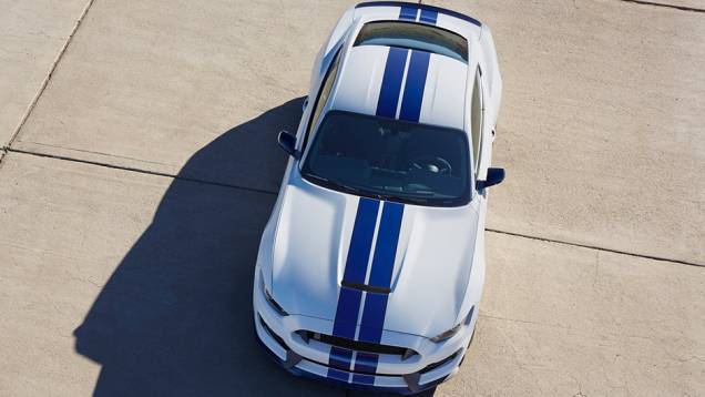 Assim, são entregues mais de 500 cavalos de potência e mais de 55 mkgf de torque | <a href="https://preprod.quatrorodas.abril.com.br/noticias/fabricantes/ford-mostra-shelby-gt350-mustang-815356.shtml" rel="migration">Leia mais</a> Assim, são entregues mais de 500 cavalos de potência e mais de 55 mkgf de torque | <a href="https://preprod.quatrorodas.abril.com.br/noticias/fabricantes/ford-mostra-shelby-gt350-mustang-815356.shtml" rel="migration">Leia mais</a>