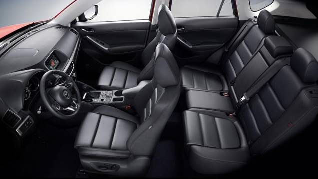 ...maior uso de materiais de isolamento acústico, novos bancos e um atualizado sistema multimídia Mazda Connect | <a href="https://preprod.quatrorodas.abril.com.br/noticias/saloes/losangeles-2014/mazda-cx-5-apresentado-816243.shtml" rel="migration">Leia mais</a> ...maior uso de materiais de isolamento acústico, novos bancos e um atualizado sistema multimídia Mazda Connect | <a href="https://preprod.quatrorodas.abril.com.br/noticias/saloes/losangeles-2014/mazda-cx-5-apresentado-816243.shtml" rel="migration">Leia mais</a>