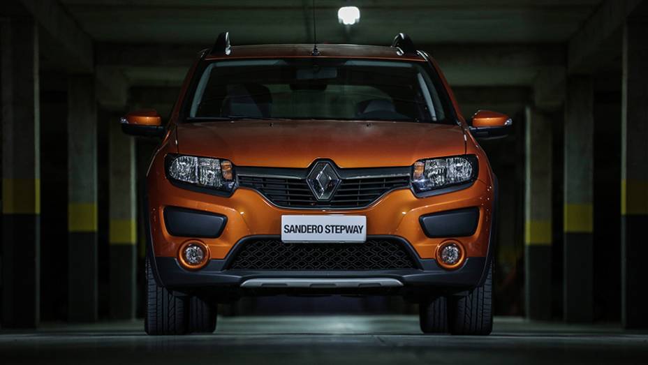 O bloco oferece 106 cavalos de pot&ecirc;ncia quando abastecido com etanol e 98 cv quando abastecido com gasolina | <a href="https://preprod.quatrorodas.abril.com.br/noticias/fabricantes/novo-renault-sandero-stepway-sai-r-48-650-816141.shtml" rel="migration">Leia mais</a>