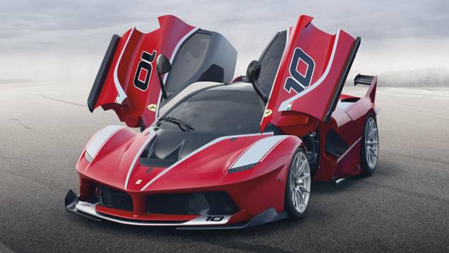A Ferrari divulgou detalhes da nova FXX K | <a href="https://preprod.quatrorodas.abril.com.br/noticias/fabricantes/ferrari-revela-especificacoes-nova-ferrari-fxx-819081.shtml" rel="migration">Leia mais</a> A Ferrari divulgou detalhes da nova FXX K | <a href="https://preprod.quatrorodas.abril.com.br/noticias/fabricantes/ferrari-revela-especificacoes-nova-ferrari-fxx-819081.shtml" rel="migration">Leia mais</a>
