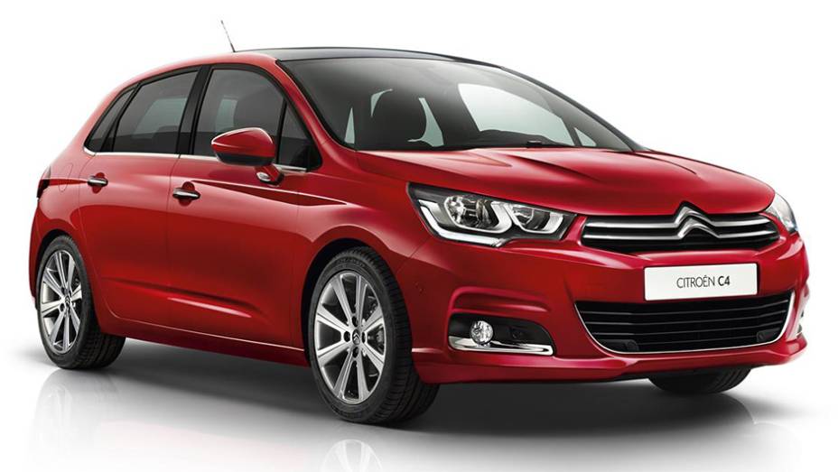 A Citroën exibiu nesta quarta-feira (10) o facelift do C4 hatch no continente europeu | <a href="https://preprod.quatrorodas.abril.com.br/noticias/fabricantes/citroen-promove-facelift-c4-europa-820030.shtml" rel="migration">Leia mais</a>