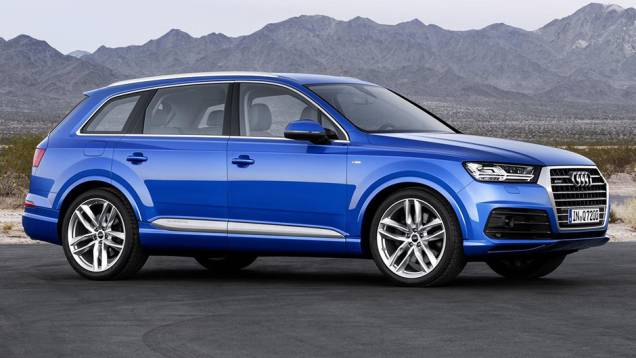 O modelo chega mais leve com 363 kg a menos em relação ao sucessor | <a href="https://preprod.quatrorodas.abril.com.br/noticias/saloes/detroit-2015/vazam-imagens-novo-audi-q7-820180.shtml" rel="migration">Leia mais</a> O modelo chega mais leve com 363 kg a menos em relação ao sucessor | <a href="https://preprod.quatrorodas.abril.com.br/noticias/saloes/detroit-2015/vazam-imagens-novo-audi-q7-820180.shtml" rel="migration">Leia mais</a>