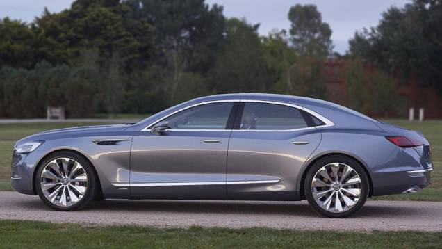 O modelo foi concebido para ser o futuro sedã de luxo de topo de gama da montadora nos Estados Unidos. Por enquanto, porém, ele aparece apenas como protótipo | <a href="https://preprod.quatrorodas.abril.com.br/noticias/saloes/detroit-2015/buick-revela-avenir-concep" rel="migration"></a> O modelo foi concebido para ser o futuro sedã de luxo de topo de gama da montadora nos Estados Unidos. Por enquanto, porém, ele aparece apenas como protótipo | <a href="https://preprod.quatrorodas.abril.com.br/noticias/saloes/detroit-2015/buick-revela-avenir-concep" rel="migration"></a>