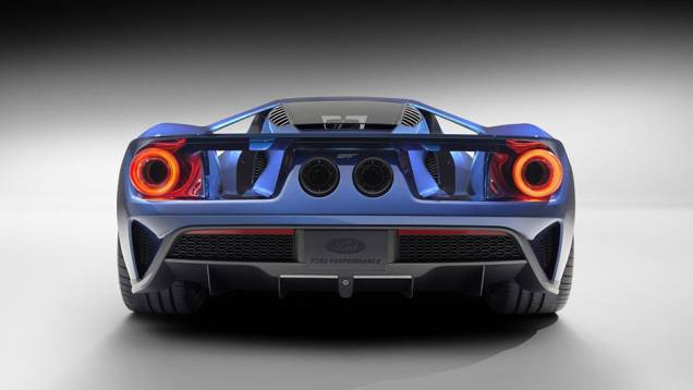 Aerodinamicamente, o conceitual foi pensado para reduzir o arrasto ao máximo e aumentar o downforce | <a href="https://preprod.quatrorodas.abril.com.br/noticias/saloes/detroit-2015/ford-gt-concept-mostrado-detroit-824580.shtml" rel="migration">Leia mais</a> Aerodinamicamente, o conceitual foi pensado para reduzir o arrasto ao máximo e aumentar o downforce | <a href="https://preprod.quatrorodas.abril.com.br/noticias/saloes/detroit-2015/ford-gt-concept-mostrado-detroit-824580.shtml" rel="migration">Leia mais</a>