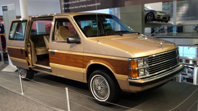 A Plymouth Voyager era uma versão da Chrysler Caravan, a primeira minivan do mundo A Plymouth Voyager era uma versão da Chrysler Caravan, a primeira minivan do mundo