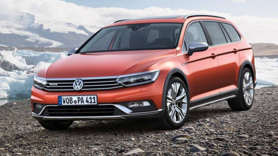 Eis a nova perua aventureira da Volkswagen: Passat Alltrack | <a href="https://preprod.quatrorodas.abril.com.br/noticias/saloes/genebra-2015/volkswagen-exibe-passat-alltrack-837900.shtml" rel="migration">Leia mais</a>