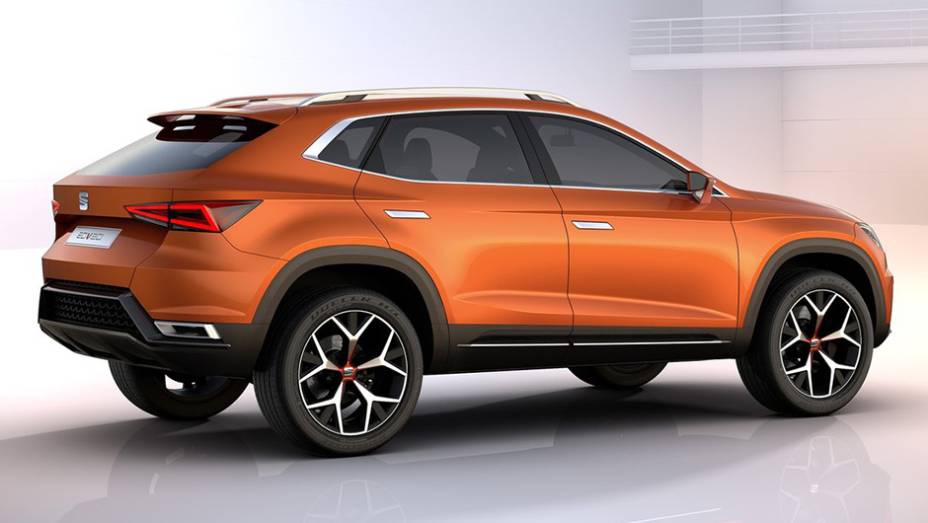 S&atilde;o 4,66 metros de comprimento, dos quais 2,79m de espa&ccedil;o entre-eixos | <a href="https://preprod.quatrorodas.abril.com.br/noticias/saloes/genebra-2015/seat-exibe-20v20-concept-842583.shtml" rel="migration">Leia mais</a>