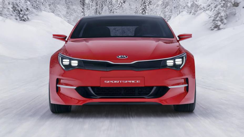 O SPORTSPACE concept &eacute; equipado com motor 2.0 turbo de quatro cilindros movido a gasolina, oferecendo 250 cavalos | <a href="https://preprod.quatrorodas.abril.com.br/noticias/saloes/genebra-2015/kia-sportspace-concept-antecipa-perua-optima-842923.shtml" rel="migration">Leia mais</a>