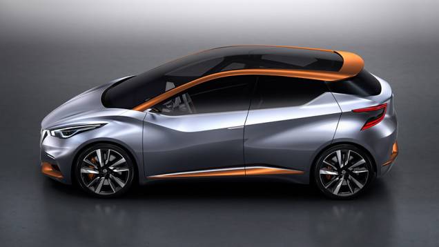 O conceitual compacto tem 4,01 metros de comprimento, sendo 2,57m de espaço entre-eixos | <a href="https://preprod.quatrorodas.abril.com.br/noticias/saloes/genebra-2015/nissan-radicaliza-sway-concept-842860.shtml" rel="migration">Leia mais</a> O conceitual compacto tem 4,01 metros de comprimento, sendo 2,57m de espaço entre-eixos | <a href="https://preprod.quatrorodas.abril.com.br/noticias/saloes/genebra-2015/nissan-radicaliza-sway-concept-842860.shtml" rel="migration">Leia mais</a>