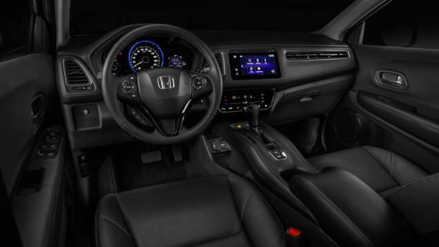 Vale lembrar que a versão EXL conta com bancos em couro, ar-condicionado digital... | <a href="https://preprod.quatrorodas.abril.com.br/noticias/fabricantes/honda-lanca-hr-v-brasil-846243.shtml" rel="migration">Leia mais</a> Vale lembrar que a versão EXL conta com bancos em couro, ar-condicionado digital... | <a href="https://preprod.quatrorodas.abril.com.br/noticias/fabricantes/honda-lanca-hr-v-brasil-846243.shtml" rel="migration">Leia mais</a>
