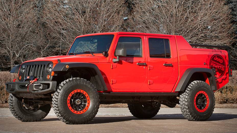 Para resgatar os demais, se necessário, estará disponível o Wrangler Red Rock Responder | <a href="https://preprod.quatrorodas.abril.com.br/noticias/fabricantes/jeep-mostra-conceituais-evento-pascoa-849122.shtml" rel="migration">Leia mais</a>