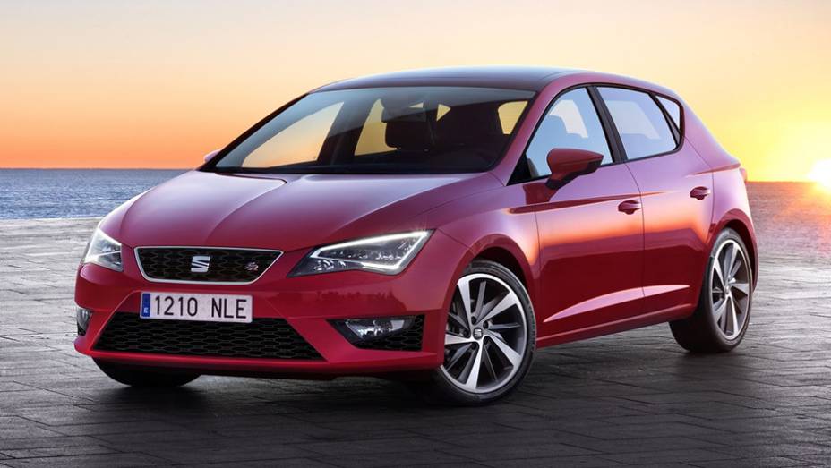 Anotando 92,89% de aprovação, o Seat Leon foi o quarto mais bem avaliado | <a href="https://preprod.quatrorodas.abril.com.br/noticias/fabricantes/reino-unido-lexus-is-eleito-melhor-carro-857460.shtml" rel="migration">Leia mais</a>