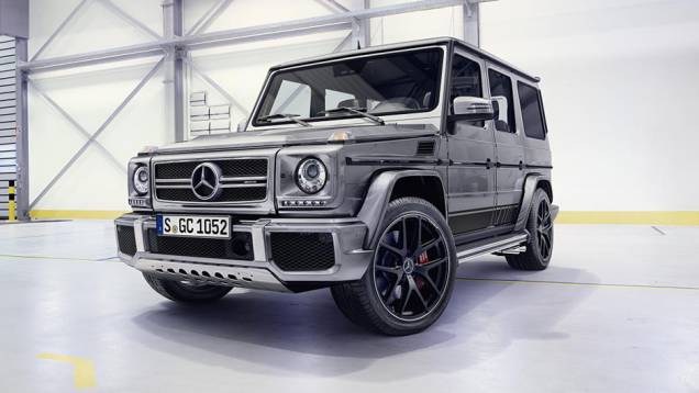 Sutis diferenças visuais podem ser percebidas no facelift da Classe G, como para-choques na cor da carroceria desde a versão de entrada | <a href="https://preprod.quatrorodas.abril.com.br/noticias/fabricantes/mercedes-benz-classe-g-recebe-facelift-860921.shtml" rel="migration">Leia</a> Sutis diferenças visuais podem ser percebidas no facelift da Classe G, como para-choques na cor da carroceria desde a versão de entrada | <a href="https://preprod.quatrorodas.abril.com.br/noticias/fabricantes/mercedes-benz-classe-g-recebe-facelift-860921.shtml" rel="migration">Leia</a>
