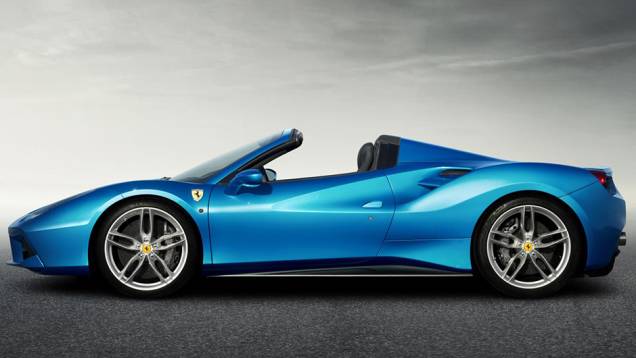 O chassi é composto por 11 tipos de alumínio mesclados com outros metais leves, como magnésio | <a href="https://preprod.quatrorodas.abril.com.br/noticias/fabricantes/ferrari-revela-488-spider-891362.shtml" rel="migration">Leia mais</a> O chassi é composto por 11 tipos de alumínio mesclados com outros metais leves, como magnésio | <a href="https://preprod.quatrorodas.abril.com.br/noticias/fabricantes/ferrari-revela-488-spider-891362.shtml" rel="migration">Leia mais</a>
