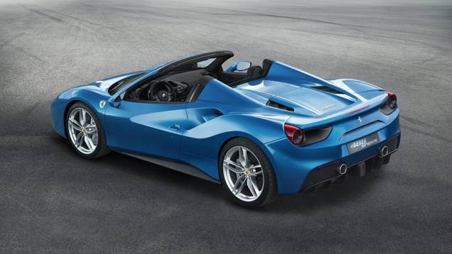 Para abri-lo ou fechá-lo totalmente, são necessários 14 segundos | <a href="https://preprod.quatrorodas.abril.com.br/noticias/fabricantes/ferrari-revela-488-spider-891362.shtml" rel="migration">Leia mais</a> Para abri-lo ou fechá-lo totalmente, são necessários 14 segundos | <a href="https://preprod.quatrorodas.abril.com.br/noticias/fabricantes/ferrari-revela-488-spider-891362.shtml" rel="migration">Leia mais</a>