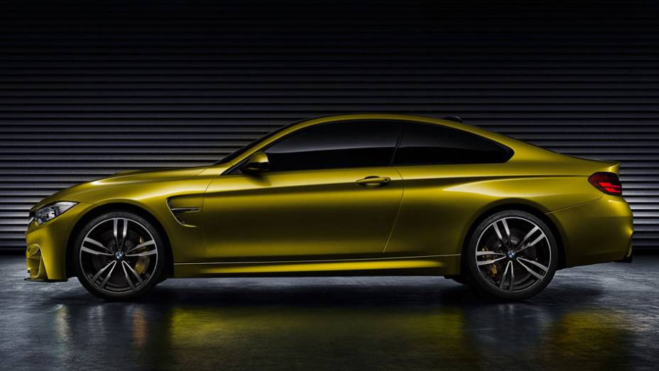 Esguio, ele tem design mais esportivo do que o S&eacute;rie 4 Coup&eacute; | <a href="https://preprod.quatrorodas.abril.com.br/noticias/fabricantes/bmw-mostra-fotos-concept-m4-750070.shtml" rel="migration">Leia mais</a>