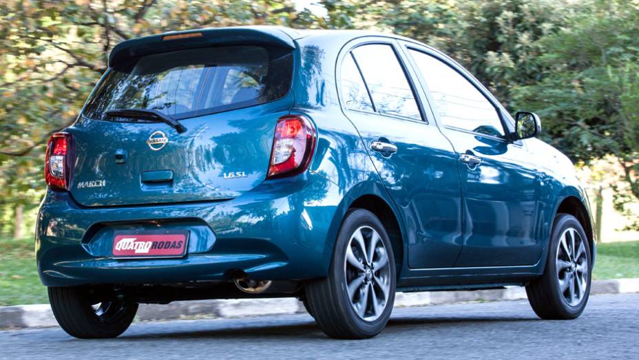 Pre&ccedil;os do modelo variam entre R$ 32.990 e R$ 42.990 | <a href="https://preprod.quatrorodas.abril.com.br/carros/lancamentos/nissan-new-march-782972.shtml" rel="migration">Leia mais</a>