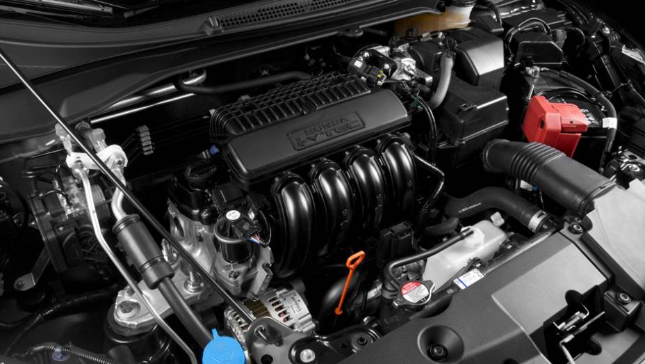 O motor 1.5 i-VTEC dispensa o tanquinho de partida a frio; com etanol, a potência é de 116 cv | <a href="https://preprod.quatrorodas.abril.com.br/carros/lancamentos/honda-city-800143.shtml" rel="migration">Leia mais</a>