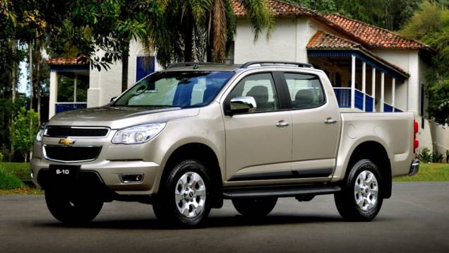 Picapes e SUVs a gasolina. Pomarole diz que os modelos movidos a gasolina costumam ser menos visados do que os movidos a diesel (motor mais caro e muito buscado no mercado paralelo) <a href="https://preprod.quatrorodas.abril.com.br/reportagens/10-coisas-afastam-l" rel="migration"></a> Picapes e SUVs a gasolina. Pomarole diz que os modelos movidos a gasolina costumam ser menos visados do que os movidos a diesel (motor mais caro e muito buscado no mercado paralelo) <a href="https://preprod.quatrorodas.abril.com.br/reportagens/10-coisas-afastam-l" rel="migration"></a>