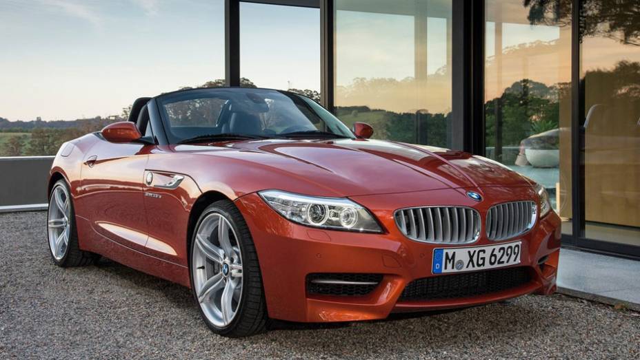 BMW Z4 Roadster 2014 | <a href="https://preprod.quatrorodas.abril.com.br/saloes/detroit/2013/bmw-z4-730389.shtml" rel="migration">Leia mais</a>