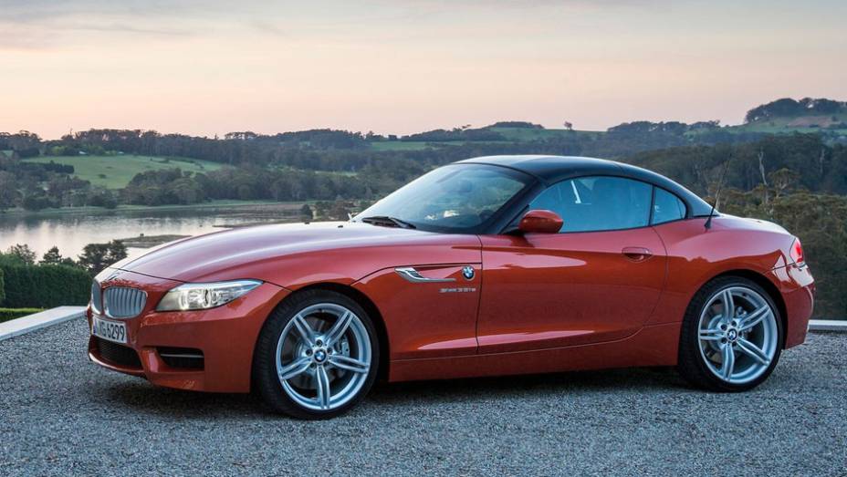 BMW Z4 Roadster 2014 | <a href="https://preprod.quatrorodas.abril.com.br/saloes/detroit/2013/bmw-z4-730389.shtml" rel="migration">Leia mais</a>