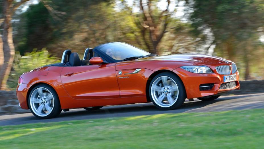 BMW Z4 Roadster 2014 | <a href="https://preprod.quatrorodas.abril.com.br/saloes/detroit/2013/bmw-z4-730389.shtml" rel="migration">Leia mais</a>