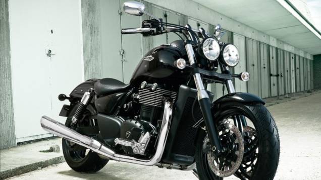 A Triumph direciona suas atenções no Brasil para uma cruiser "com estilo único": a Thunderbird Storm | <a href="%20https://preprod.quatrorodas.abril.com.br/moto/noticias/estilo-triumph-thunderbird-storm-731430.shtml" rel="migration">Leia mais</a> A Triumph direciona suas atenções no Brasil para uma cruiser "com estilo único": a Thunderbird Storm | <a href="%20https://preprod.quatrorodas.abril.com.br/moto/noticias/estilo-triumph-thunderbird-storm-731430.shtml" rel="migration">Leia mais</a>