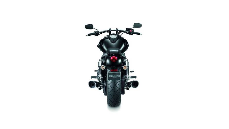 Duas opções de cor estão disponíveis para a Storm: preta e grafite | <a href="https://preprod.quatrorodas.abril.com.br/moto/noticias/estilo-triumph-thunderbird-storm-731430.shtml" rel="migration">Leia mais</a>