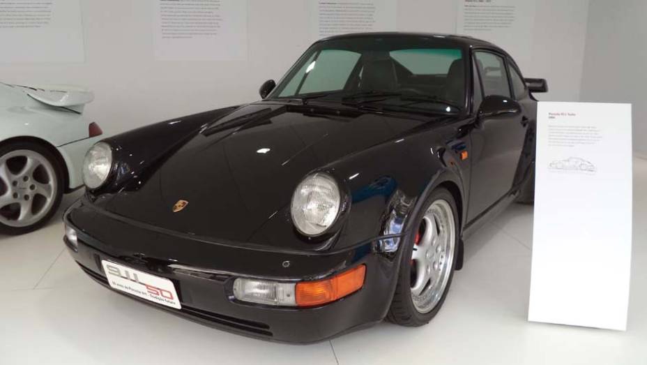 Este 911 Turbo de 1994 é o mais raro do espaço da Porsche | <a href="https://preprod.quatrorodas.abril.com.br/noticias/fabricantes/auto-premium-show-abre-portas-sp-760626.shtml" rel="migration">Leia mais</a>