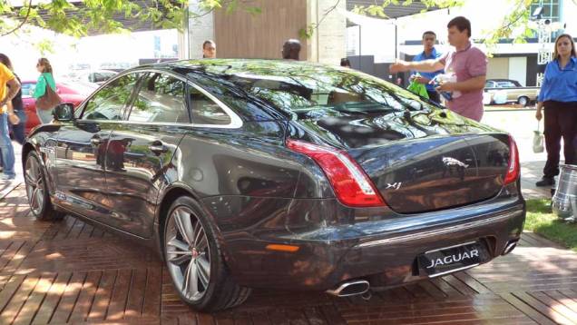 Com um motor 5.0 V8, ele rende mais de 500 cv | <a href="https://preprod.quatrorodas.abril.com.br/noticias/fabricantes/auto-premium-show-abre-portas-sp-760626.shtml" rel="migration">Leia mais</a> Com um motor 5.0 V8, ele rende mais de 500 cv | <a href="https://preprod.quatrorodas.abril.com.br/noticias/fabricantes/auto-premium-show-abre-portas-sp-760626.shtml" rel="migration">Leia mais</a>