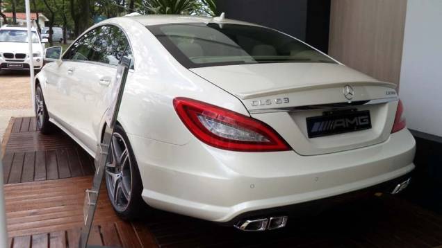 O furiosos motor 5.5 biturbo entrega 550 cv e um ronco ensurdecedor | <a href="https://preprod.quatrorodas.abril.com.br/noticias/fabricantes/auto-premium-show-abre-portas-sp-760626.shtml" rel="migration">Leia mais</a> O furiosos motor 5.5 biturbo entrega 550 cv e um ronco ensurdecedor | <a href="https://preprod.quatrorodas.abril.com.br/noticias/fabricantes/auto-premium-show-abre-portas-sp-760626.shtml" rel="migration">Leia mais</a>