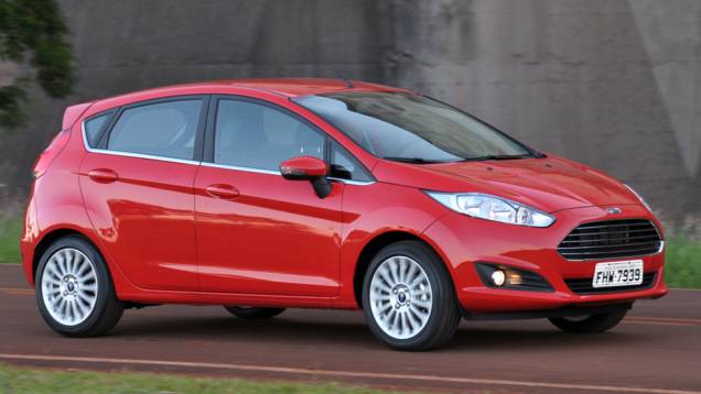 Configuração de entrada S, com motor 1.5 16V, parte de 38.990 reais <a href="https://preprod.quatrorodas.abril.com.br/carros/lancamentos/ford-new-fiesta-2014-739245.shtml" rel="migration">Leia mais</a> Configuração de entrada S, com motor 1.5 16V, parte de 38.990 reais <a href="https://preprod.quatrorodas.abril.com.br/carros/lancamentos/ford-new-fiesta-2014-739245.shtml" rel="migration">Leia mais</a>