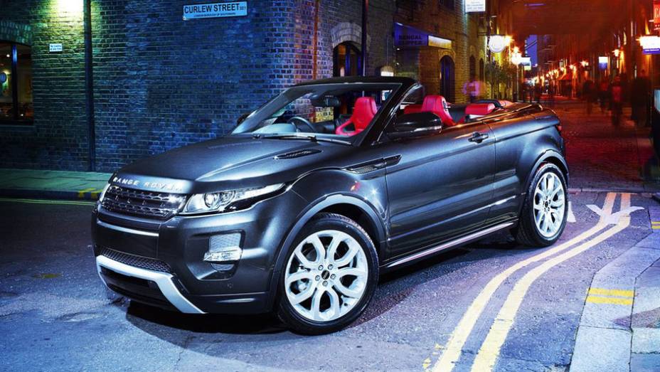 Modelo pode contar com assentos na cor vermelha | <a href="https://preprod.quatrorodas.abril.com.br/saloes/genebra/2012/land-rover-range-rover-evoque-cabrio-678525.shtml" rel="migration">Leia mais</a>