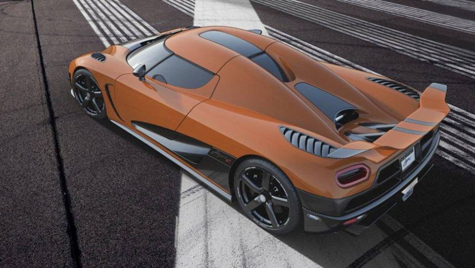 Modelo prima pelos detalhes esportivos | <a href="https://preprod.quatrorodas.abril.com.br/saloes/genebra/2012/koenigsegg-agera-r-678731.shtml" rel="migration">Leia mais</a>