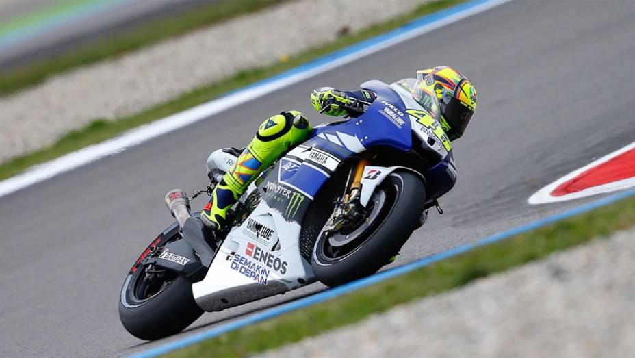 Valentino Rossi conquistou o quarto melhor tempo | <a href="https://preprod.quatrorodas.abril.com.br/moto/noticias/motogp-crutchlow-conquista-pole-assen-745300.shtml" rel="migration">Leia mais</a>