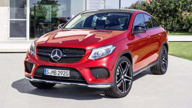 Mercedes GLE AMG 2015 é divulgada oficialmente | <a href="https://preprod.quatrorodas.abril.com.br/noticias/fabricantes/mercedes-divulga-oficialmente-nova-gle-820013.shtml" rel="migration">Leia mais</a> Mercedes GLE AMG 2015 é divulgada oficialmente | <a href="https://preprod.quatrorodas.abril.com.br/noticias/fabricantes/mercedes-divulga-oficialmente-nova-gle-820013.shtml" rel="migration">Leia mais</a>
