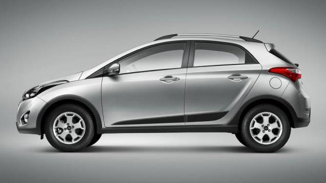 Além dos típicos adereços de plástico preto, o HB20X teve sua suspensão ligeiramente elevada | <a href="https://preprod.quatrorodas.abril.com.br/carros/lancamentos/hyundai-hb20x-731727.shtml" rel="migration">Leia mais</a> Além dos típicos adereços de plástico preto, o HB20X teve sua suspensão ligeiramente elevada | <a href="https://preprod.quatrorodas.abril.com.br/carros/lancamentos/hyundai-hb20x-731727.shtml" rel="migration">Leia mais</a>