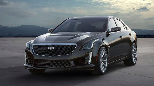 Na dianteira, o sedã ganhou grade e entradas de ar maiores | <a href="https://preprod.quatrorodas.abril.com.br/noticias/saloes/detroit-2015/cadillac-revela-novo-cts-v-820740.shtml" target="_blank" rel="migration">Leia mais</a> Na dianteira, o sedã ganhou grade e entradas de ar maiores | <a href="https://preprod.quatrorodas.abril.com.br/noticias/saloes/detroit-2015/cadillac-revela-novo-cts-v-820740.shtml" target="_blank" rel="migration">Leia mais</a>