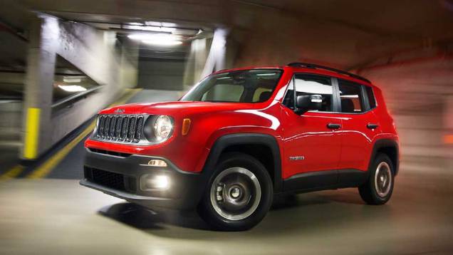 Eis o lançamento mais aguardado do ano: o Jeep Renegade chega ao país em três versões de acabamento; esta é a versão de entrada Sport | <a href="https://preprod.quatrorodas.abril.com.br/noticias/fabricantes/saiba-tudo-jeep-renegade-850580.shtml" target="_blank" rel="migration">Leia m</a> Eis o lançamento mais aguardado do ano: o Jeep Renegade chega ao país em três versões de acabamento; esta é a versão de entrada Sport | <a href="https://preprod.quatrorodas.abril.com.br/noticias/fabricantes/saiba-tudo-jeep-renegade-850580.shtml" target="_blank" rel="migration">Leia m</a>