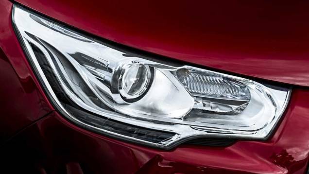 Segundo Olivier Vincent, designer do DS4, os faróis foram inspirados nos olhos humanos | <a href="https://preprod.quatrorodas.abril.com.br/carros/lancamentos/citroen-ds4-734568.shtml" rel="migration">Leia mais</a> Segundo Olivier Vincent, designer do DS4, os faróis foram inspirados nos olhos humanos | <a href="https://preprod.quatrorodas.abril.com.br/carros/lancamentos/citroen-ds4-734568.shtml" rel="migration">Leia mais</a>