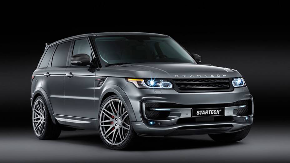 A Range Rover Sport Startech, conta com um kit de carroceria com painéis de fibra de carbono desenvolvido exclusivamente | <a href="https://preprod.quatrorodas.abril.com.br/noticias/saloes/genebra-2014/brabus-mostrara-range-rover-sport-startech-genebra-774767.shtm" rel="migration"></a>