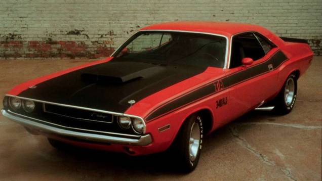 Dodge Challenger HEMI: o muscle-car de 1970 protagonizou um improvável racha com um Mitsubishi Eclipse Spyder em "Mais Velozes Mais Furiosos" - e acabou levando a melhor Dodge Challenger HEMI: o muscle-car de 1970 protagonizou um improvável racha com um Mitsubishi Eclipse Spyder em "Mais Velozes Mais Furiosos" - e acabou levando a melhor