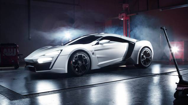 Lykan Hypersport: o ultrararo superesportivo libanês de US$ 3,4 mi é o astro de "Velozes e Furiosos 7"; movido por um motor biturbo central, ele tem 760 cv e chega aos 395 km/h Lykan Hypersport: o ultrararo superesportivo libanês de US$ 3,4 mi é o astro de "Velozes e Furiosos 7"; movido por um motor biturbo central, ele tem 760 cv e chega aos 395 km/h